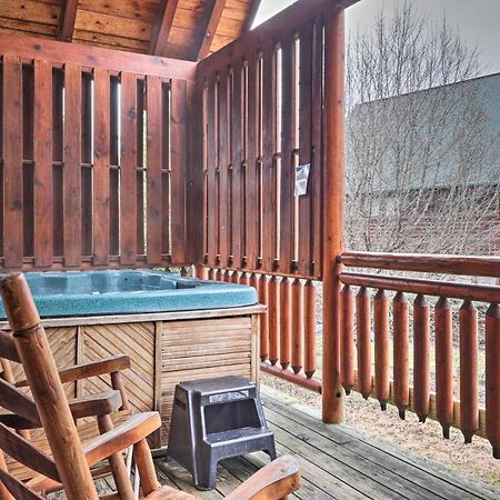 Pigeon Forge Cabin With Games, 1 Mi To Parkway! Exterior foto
